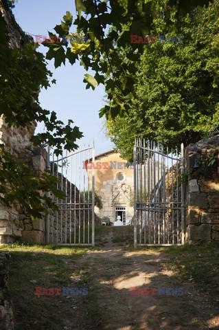 Luksusowe mieszkanie w ruinach chateau w Dordogne - Andreas Von Einsiedel