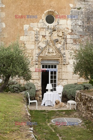 Luksusowe mieszkanie w ruinach chateau w Dordogne - Andreas Von Einsiedel