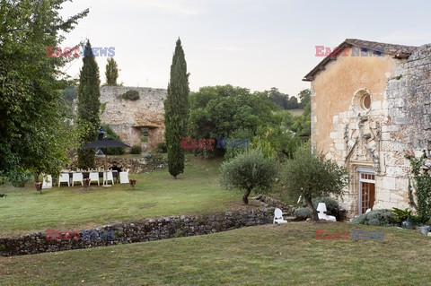 Luksusowe mieszkanie w ruinach chateau w Dordogne - Andreas Von Einsiedel