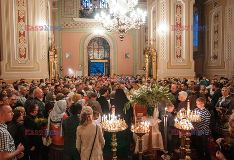 Relikwie Świętego Krzyża i Świętej Marii Magdaleny w Polsce