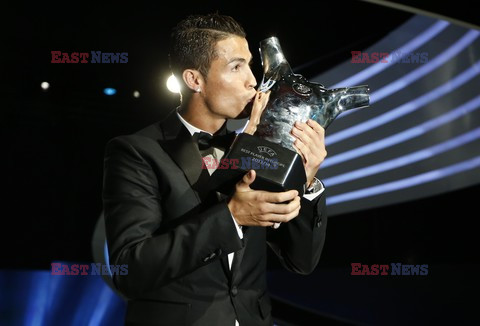 Cristiano Ronaldo piłkarzem roku UEFA