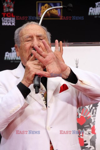 Mel Brooks odcisnął swoje dłonie i stopy