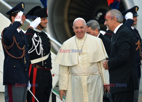 Papież Franciszek z wizytą w Tiranie