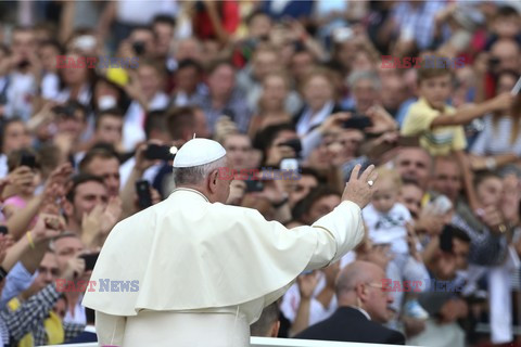 Papież Franciszek z wizytą w Tiranie