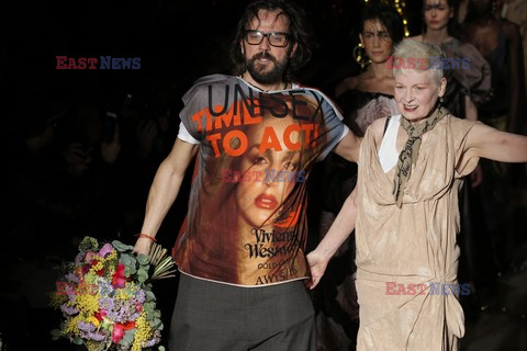 Vivienne Westwood całuje się z mężem