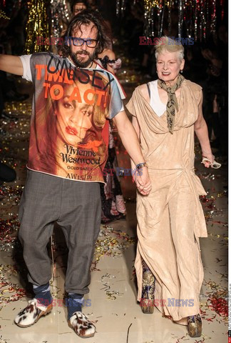 Vivienne Westwood całuje się z mężem