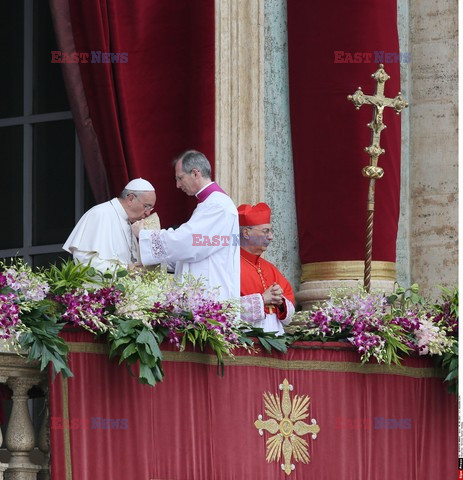 Papież Franciszek wygłasza orędzie Urbi et Orbi