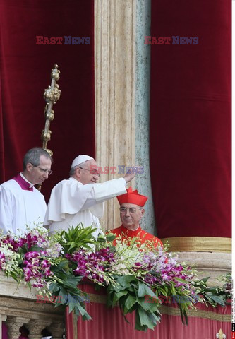 Papież Franciszek wygłasza orędzie Urbi et Orbi