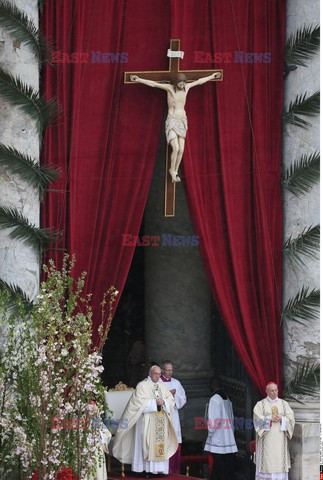 Papież Franciszek wygłasza orędzie Urbi et Orbi