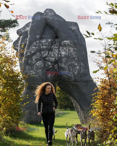 Sophie Ryder i jej surrealistyczny świat - Andreas Von Einsiedel