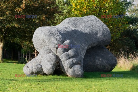 Sophie Ryder i jej surrealistyczny świat - Andreas Von Einsiedel