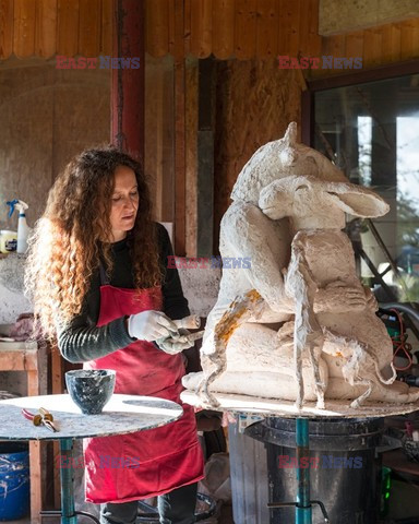 Sophie Ryder i jej surrealistyczny świat - Andreas Von Einsiedel