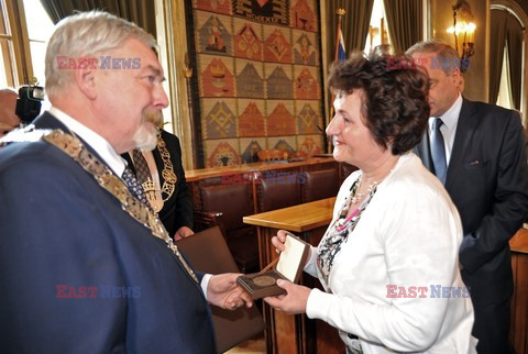 Opera Krakowska i Sobieslaw Zasada z Medalami Cracoviae Merenti