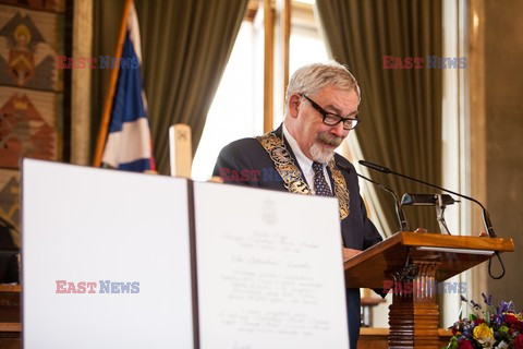 Opera Krakowska i Sobieslaw Zasada z Medalami Cracoviae Merenti