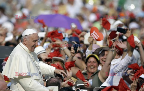 Papież Franciszek wsród wiernych