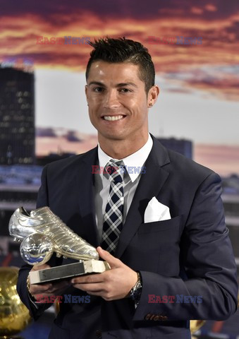 Cristiano Ronaldo z trofeum najlepszego strzelca Realu Madryt