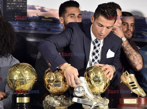 Cristiano Ronaldo z trofeum najlepszego strzelca Realu Madryt