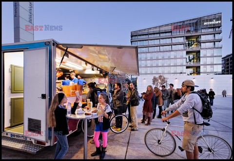 Paryskie food trucki - Le Figaro