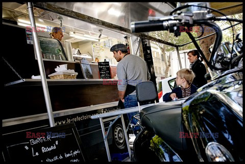 Paryskie food trucki - Le Figaro