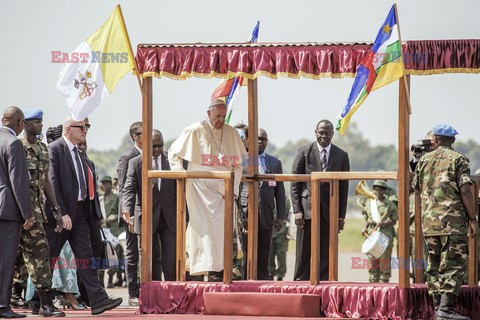 Papież Franciszek pielgrzymuje do Afryki