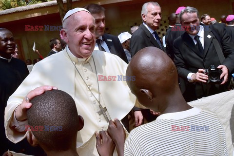 Papież Franciszek pielgrzymuje do Afryki