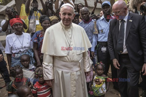 Papież Franciszek pielgrzymuje do Afryki