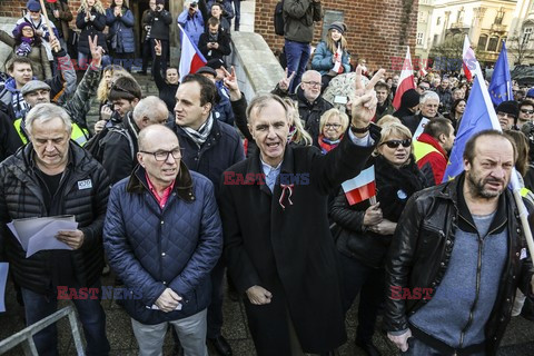 Manifestacja KOD w Krakowie