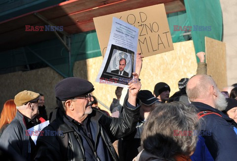 Manifestacja KOD w Krakowie