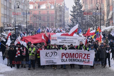 Manifestacje KOD