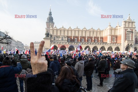 Manifestacje KOD