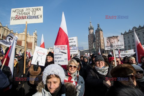 Manifestacje KOD