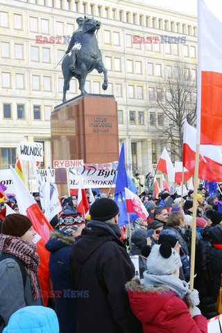 Manifestacje KOD