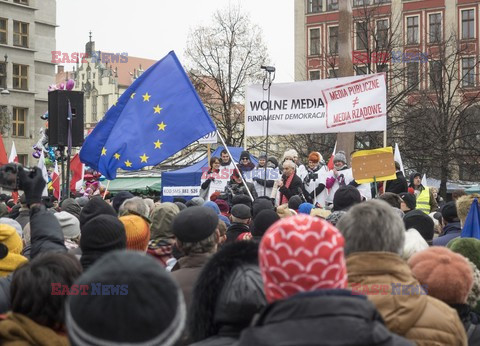 Manifestacje KOD