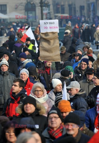 Manifestacje KOD