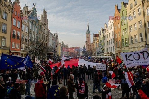 Manifestacje KOD