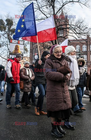 Manifestacje KOD