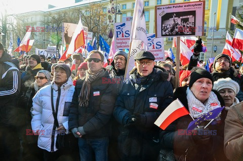 Manifestacje KOD