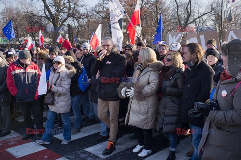 Manifestacje KOD