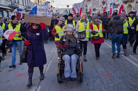 Manifestacje KOD