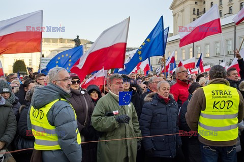 Manifestacje KOD