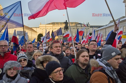 Manifestacje KOD