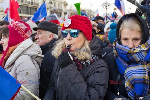 Manifestacje KOD