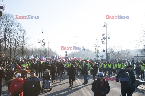 Manifestacje KOD