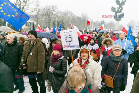 Manifestacje KOD