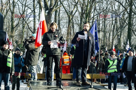 Manifestacje KOD