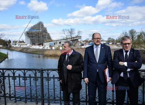 Pawel Adamowicz o zmianach dotyczacych Muzeum II Wojny Swiatowej