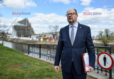 Pawel Adamowicz o zmianach dotyczacych Muzeum II Wojny Swiatowej