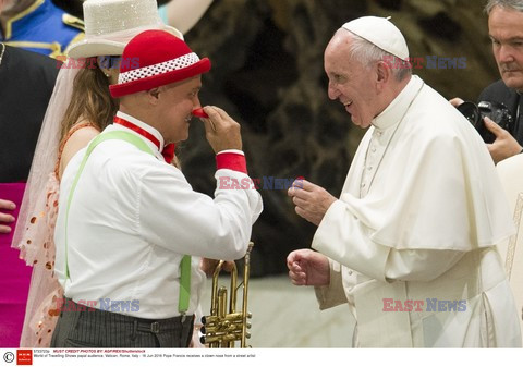 Papież Franciszek z tygrysem. Cyrkowcy u papieża