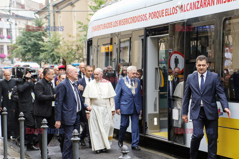 ŚDM 2016 - Papiez podróżuje tramwajem - Przekazanie kluczy do bram Krakowa