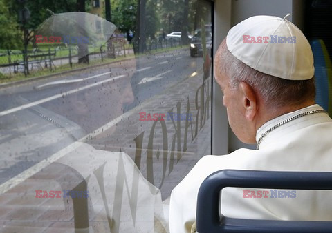 ŚDM 2016 - Papiez podróżuje tramwajem - Przekazanie kluczy do bram Krakowa